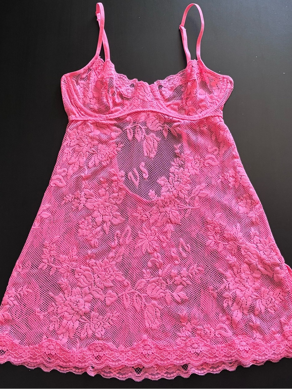 Victoria's Secret Lace Chemise in Pink - 06/2005